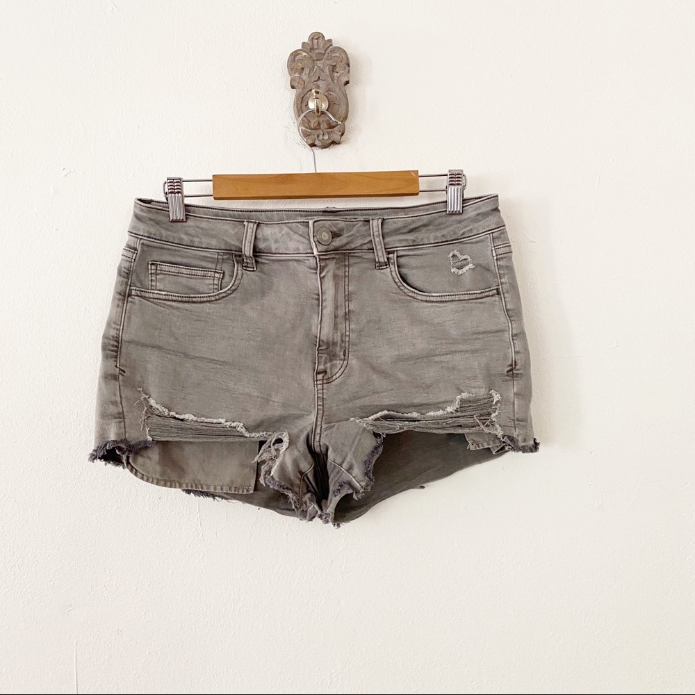 AEO High Rise Shortie Distressed Gray